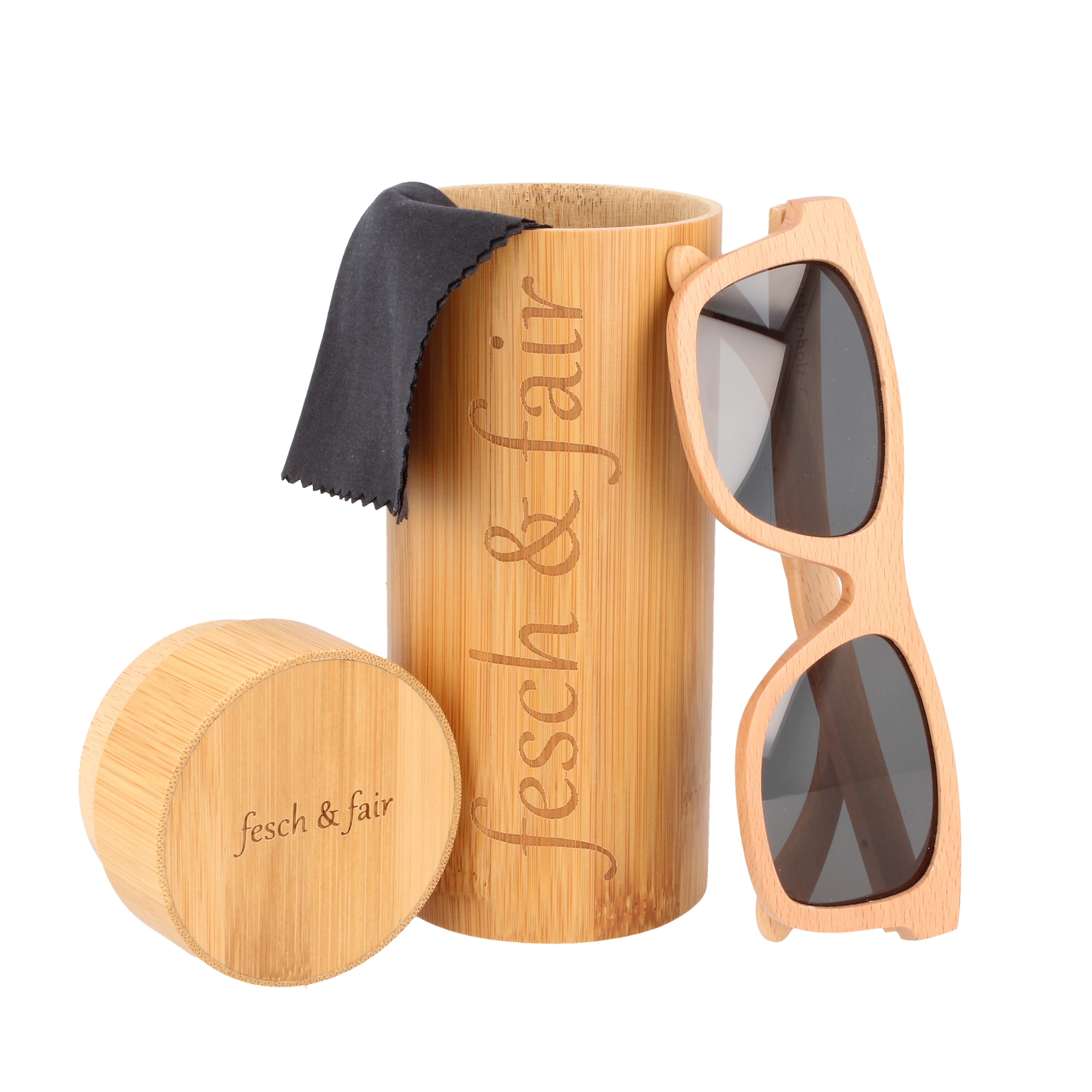 Fesch & fair Sonnenbrille aus Buchenholz in einer Bambus-Geschenkbox